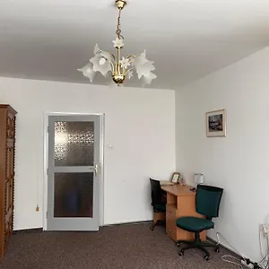 https://cozy-apartment-in-the-city-centre-next-to-dom-square.szeged-hotels.com